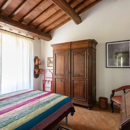 Casale Lombriciano *