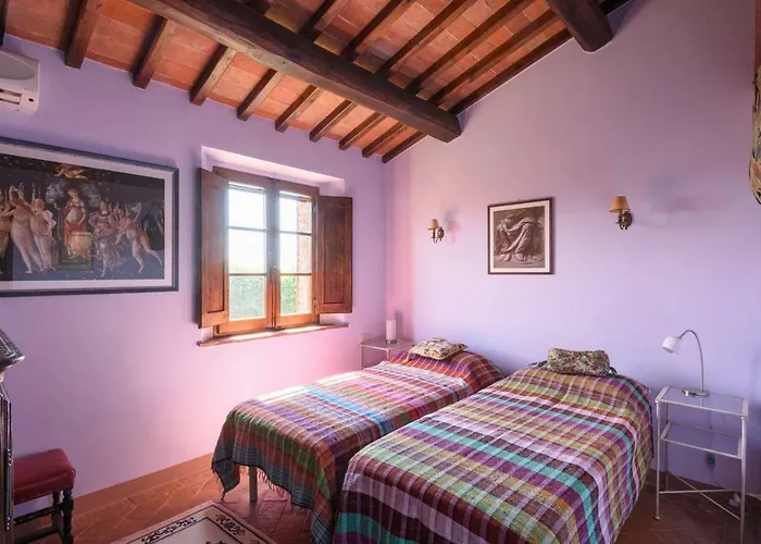 Дом отдыха Casale Lombriciano *